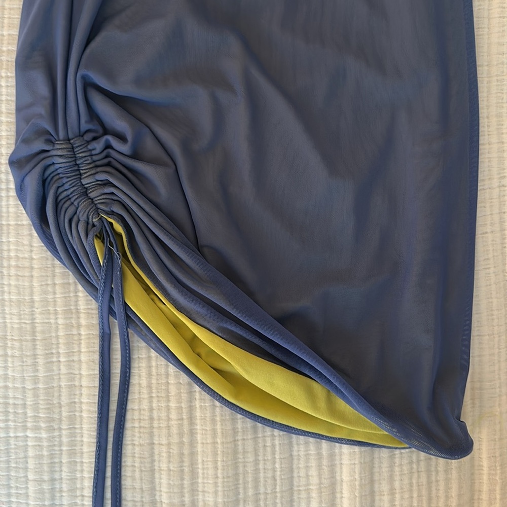Contrast Halter Mini Dress - Picture 2 of 3